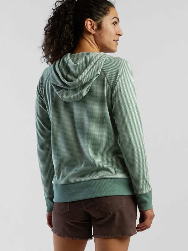 Elemental Hoodie>Title Nine Clearance