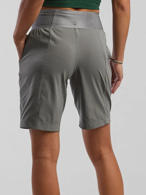 Evergreen Hiking Shorts 9.5">Title Nine New