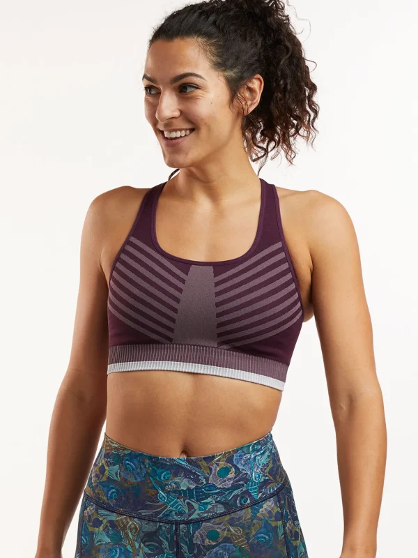 Flight Zone Racerback Sports Bra>Title Nine Outlet