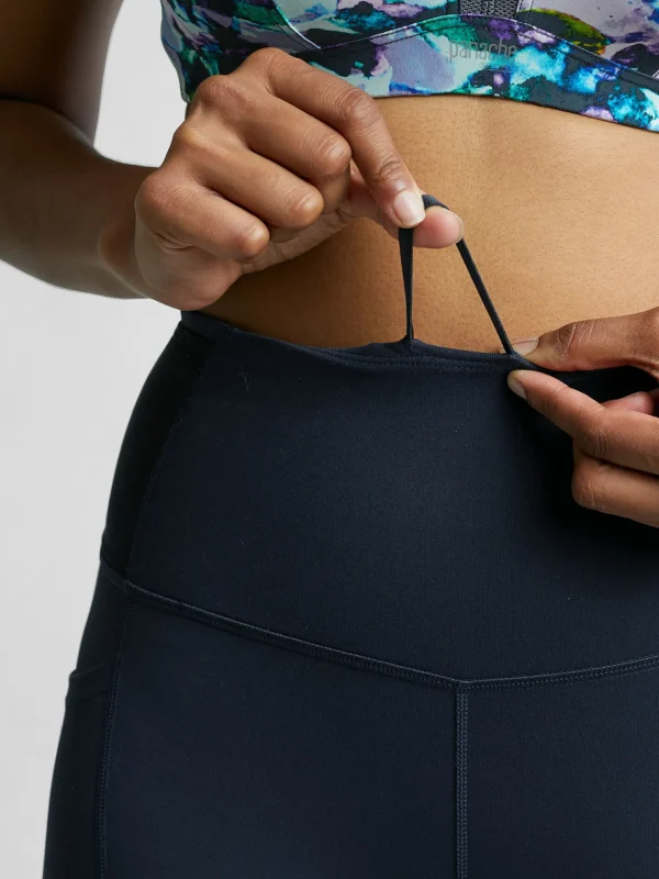 Haul It 2.0 Pocket Running Shorts 8">Title Nine Hot