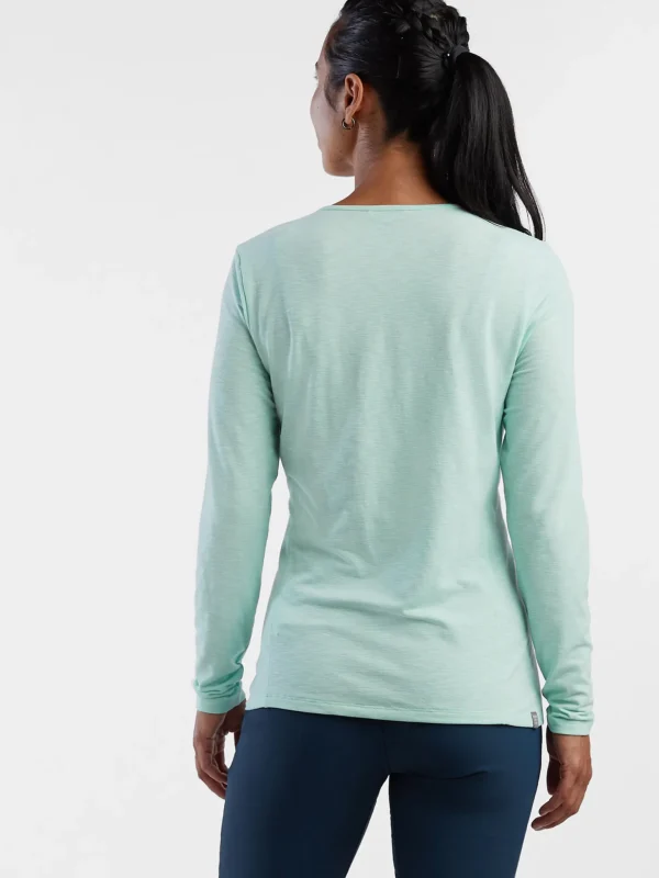 Henerala 2.0 Long Sleeve Tee - Solid>Title Nine Online