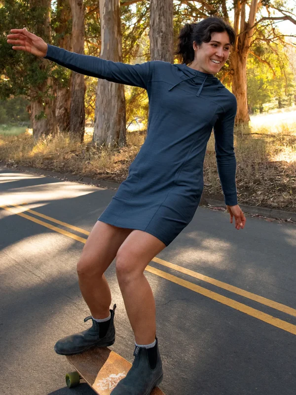 Hibernation Hoodie Dress>Title Nine New