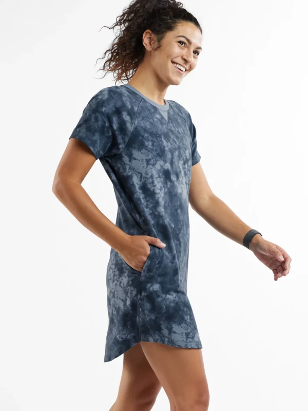 Hideaway Sweatshirt Dress>Title Nine Shop