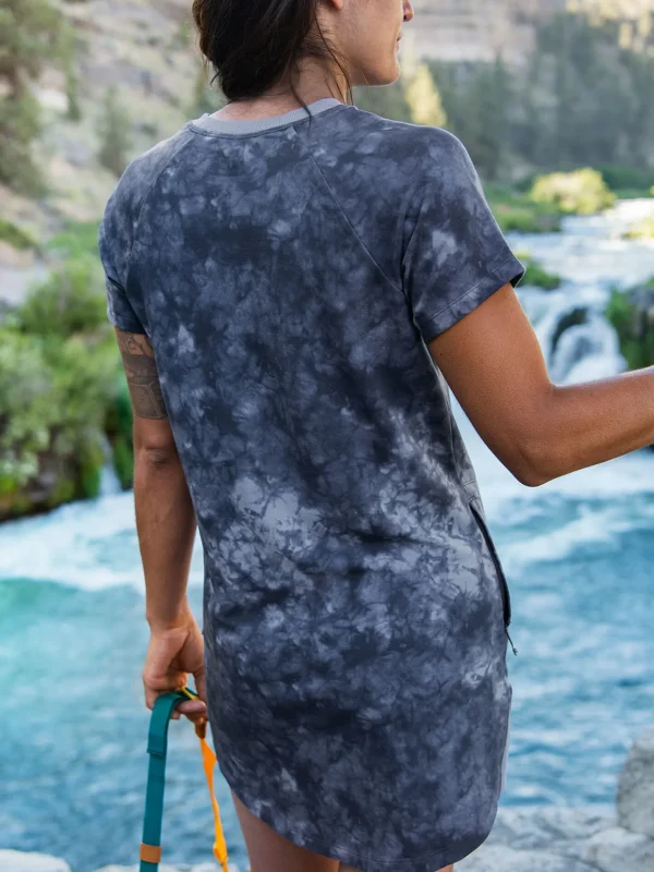 Hideaway Sweatshirt Dress>Title Nine Shop