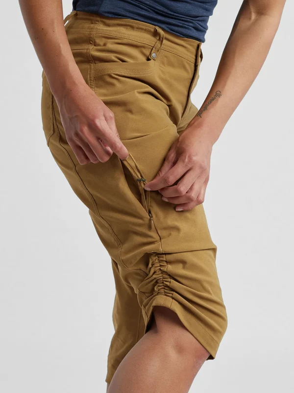 Indestructible Hiking Capri>Title Nine Best Sale