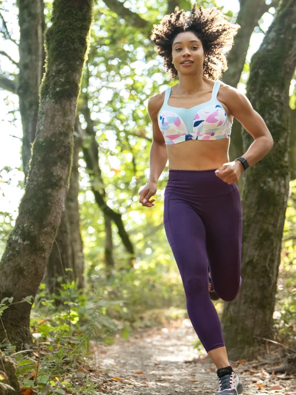 Marvel Underwire Sports Bra>Title Nine Hot