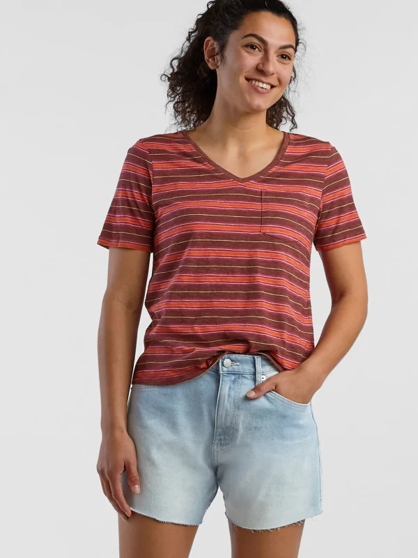 Maverick Pocket Tee>Title Nine Clearance