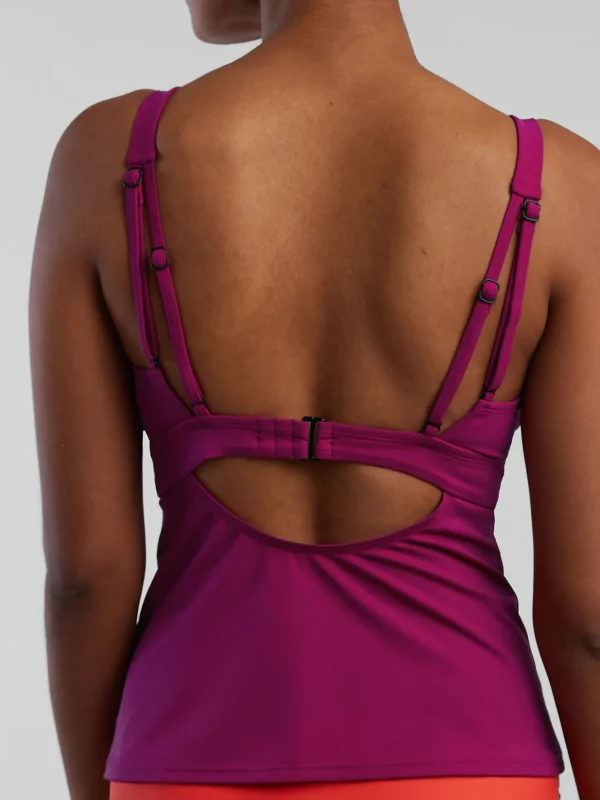 Metis Underwire Tankini Top - Solid>Title Nine Flash Sale
