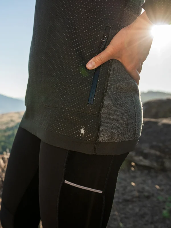 Minerva Merino Hoodie>Title Nine Store