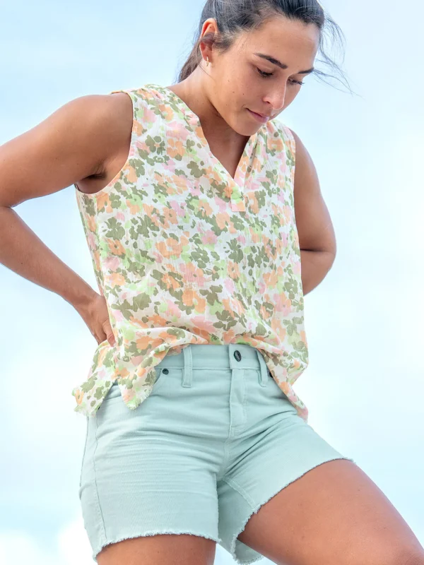 Moorea Gauze Sleeveless Top>Title Nine Shop