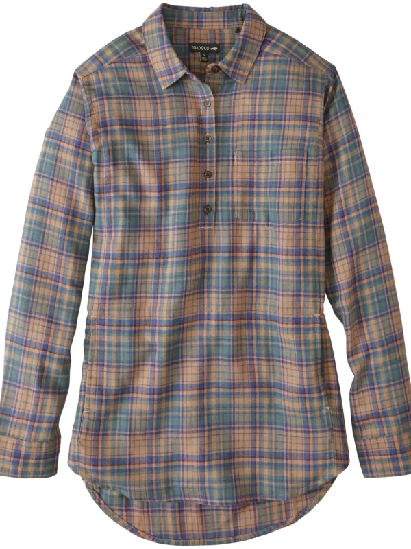Plaiditude Droptail Shirt>Title Nine Clearance