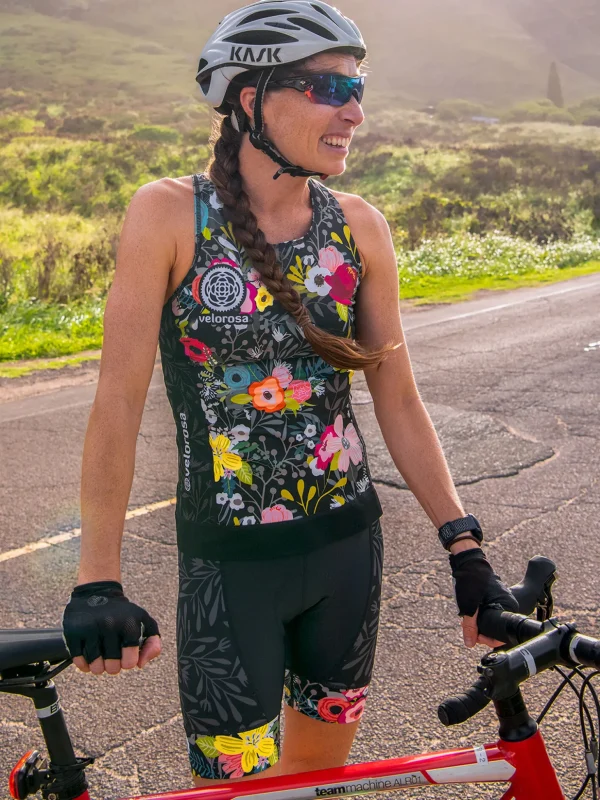Ride Relentless Cycling Shorts - Night Garden>Title Nine Shop