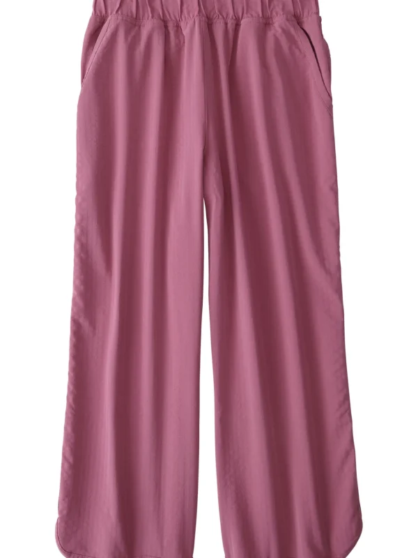 Slaycation 2.0 Cropped Pants - Textured>Title Nine Hot