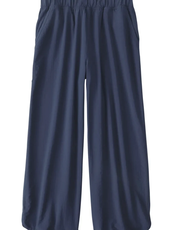 Slaycation 2.0 Cropped Pants - Textured>Title Nine Hot