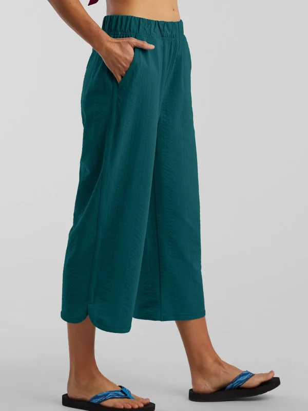 Slaycation 2.0 Cropped Pants - Textured>Title Nine Hot