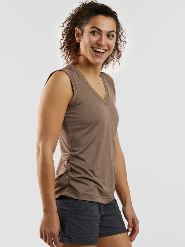 Solar Flair V Neck Tank Top>Title Nine Flash Sale