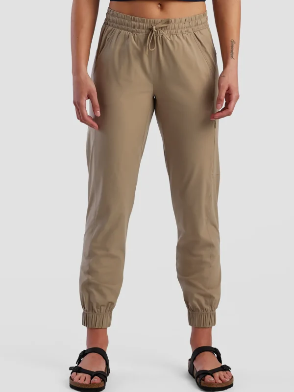 Switchback Ultralight Hiking Joggers>Title Nine Store