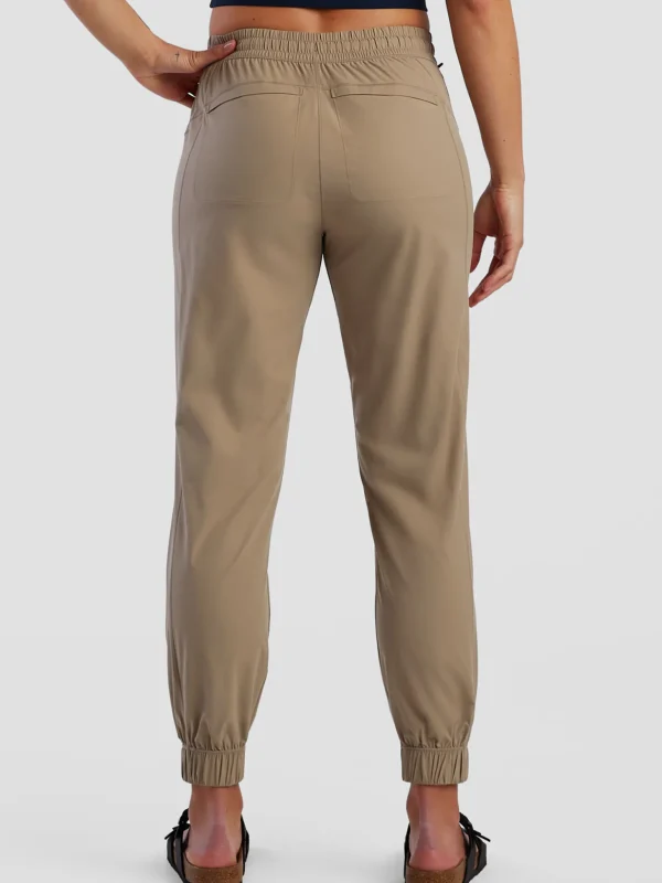 Switchback Ultralight Hiking Joggers>Title Nine Store