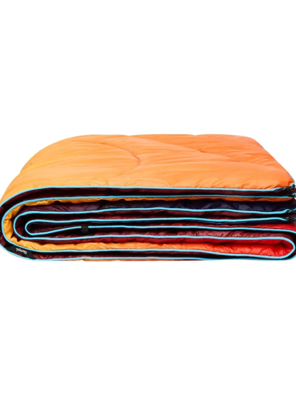 The Puffer Blanket - Pyro Fade>Title Nine Hot