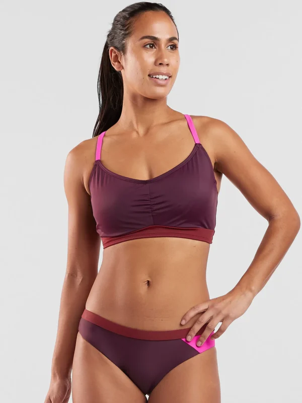 Tidal Rave Underwire Bikini Top - Colorblock>Title Nine Hot