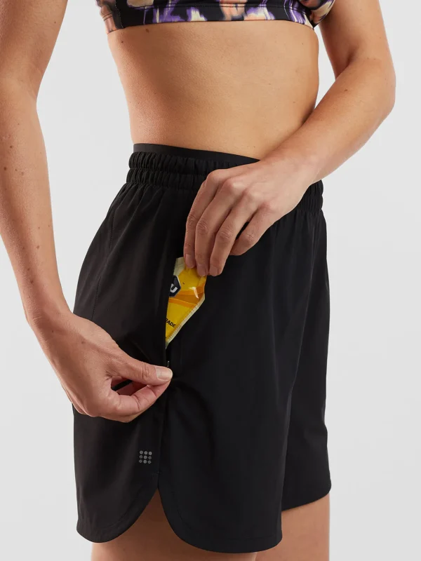 Trace Sport Shorts 4" - Solid>Title Nine Hot
