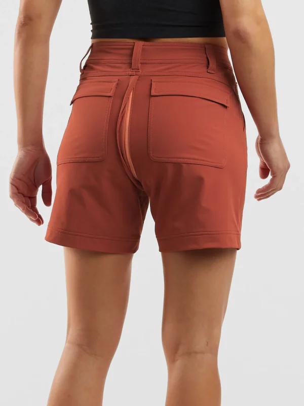 Wiz Shorts 5">Title Nine Store