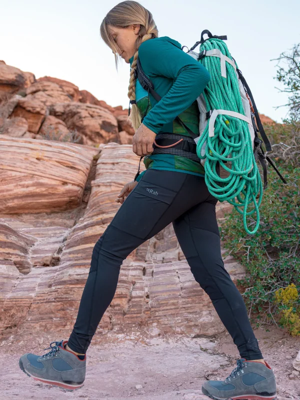 Zion Hiking Tights>Title Nine Fashion